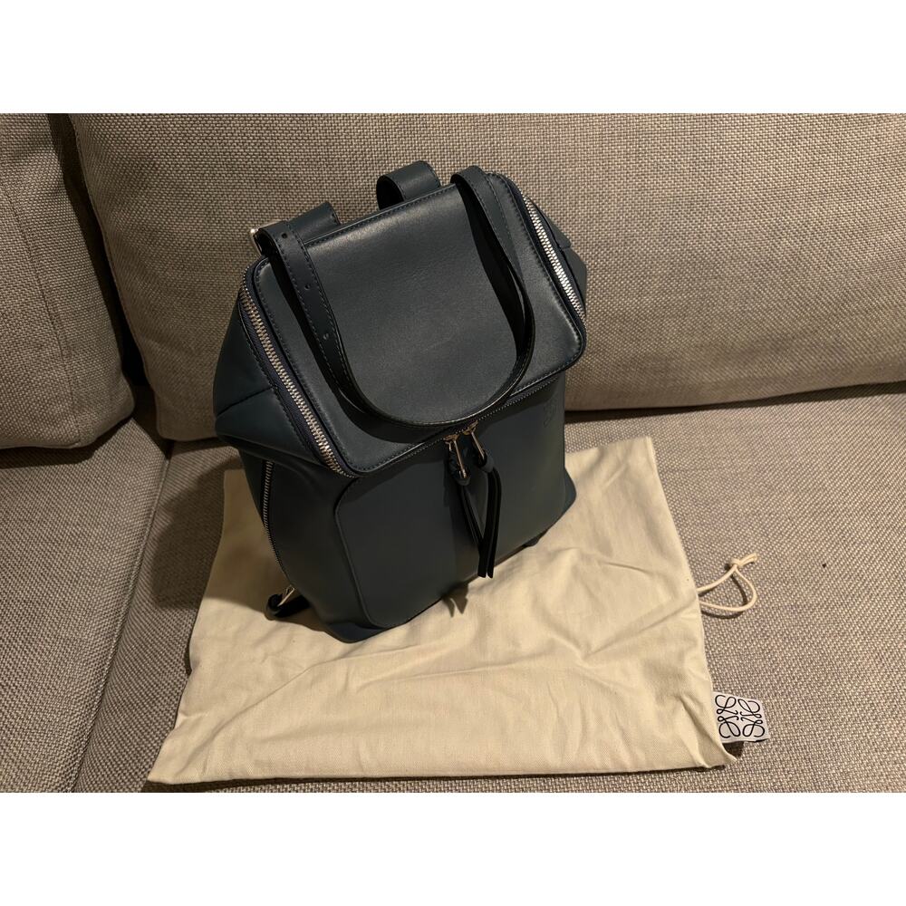 Loewe Goya Leather Backpack - Picture 4 of 11